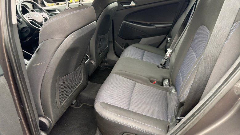 Hyundai Tucson 1.7 CRDi Blue Drive SE Nav 5dr 2WD DCT Diesel Estate